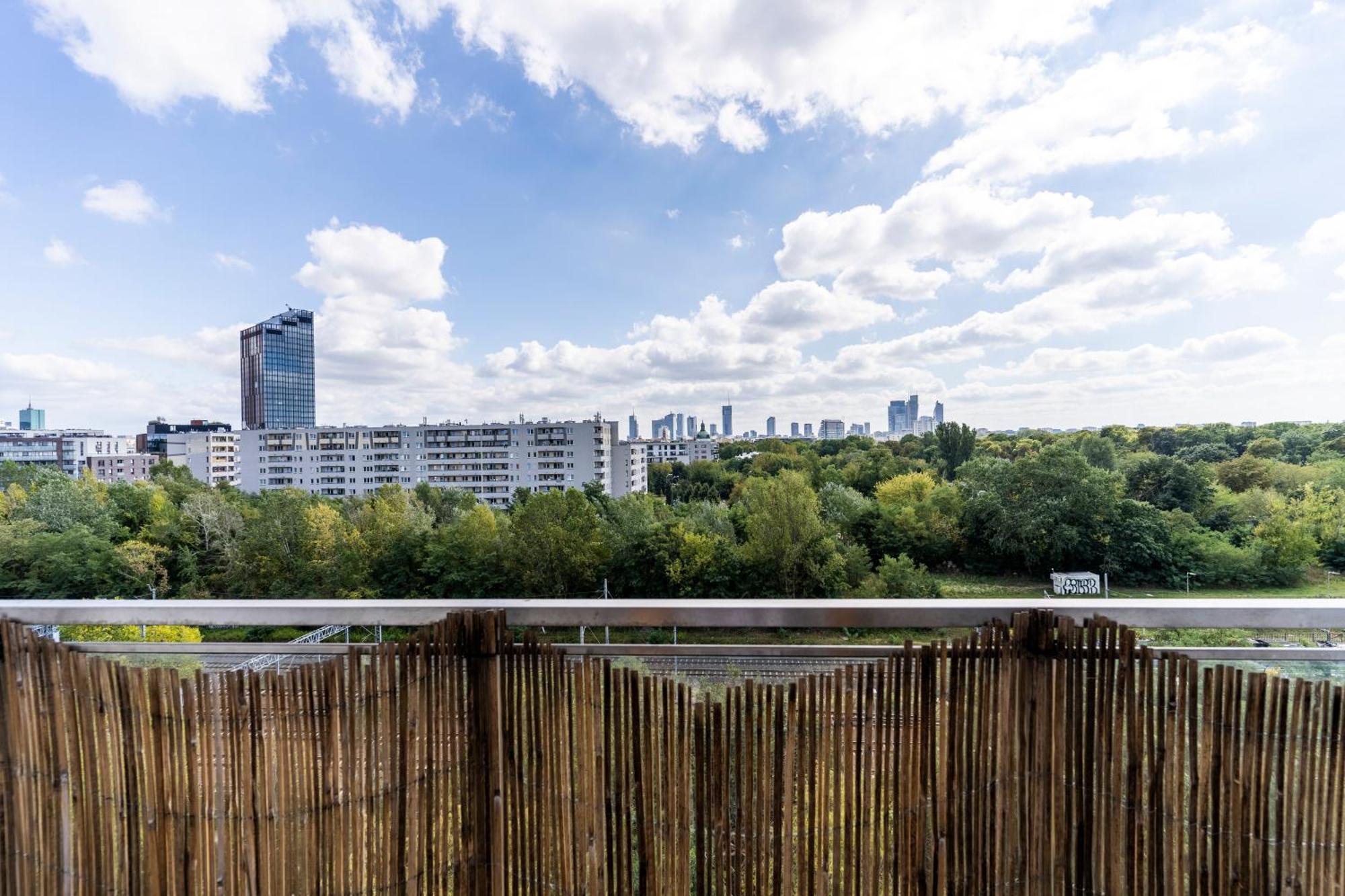 First -- Zoliborz 3 Lägenhet Warszawa